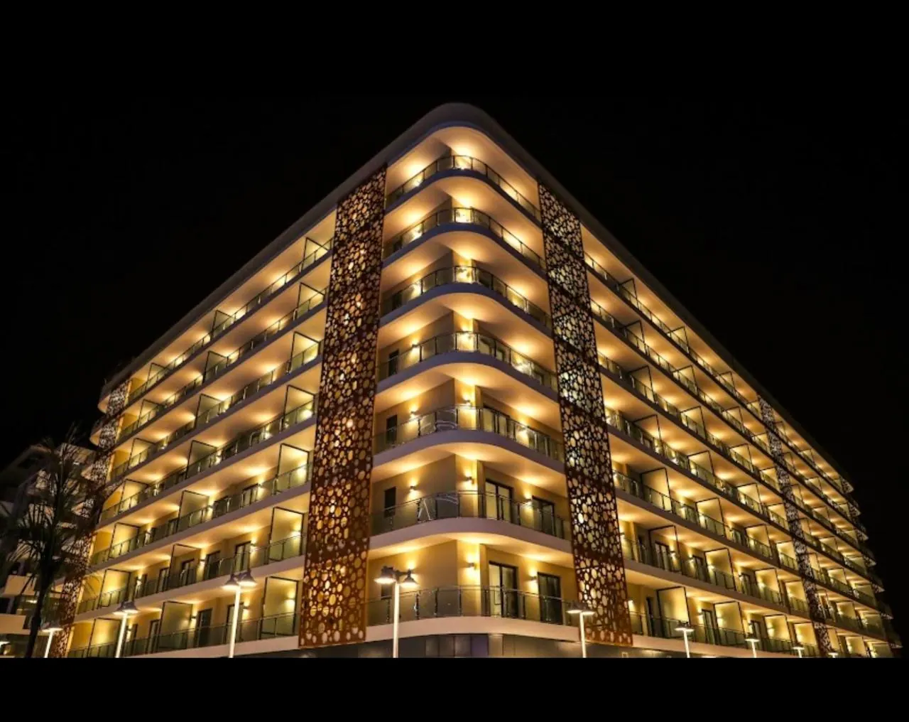 1 Bedroom Penthouse in Muscat Hills