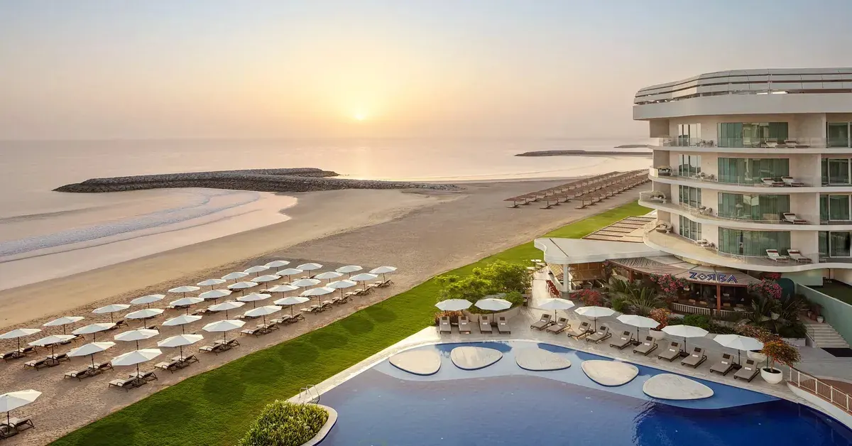 1BHK Hotel Apartment – St. Regis Residences – Golf View